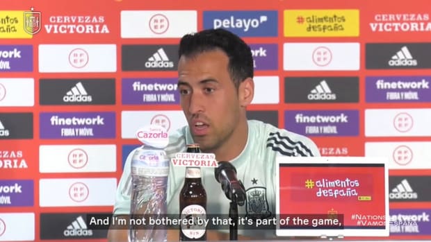 Busquets on a pay cut at FC Barcelona
